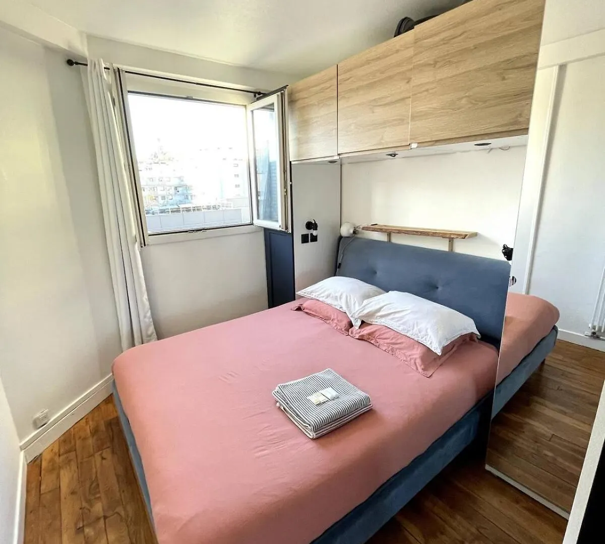 Superbe Loft Avec Vue Incroyable Sur Montmartre Apartment Paris
