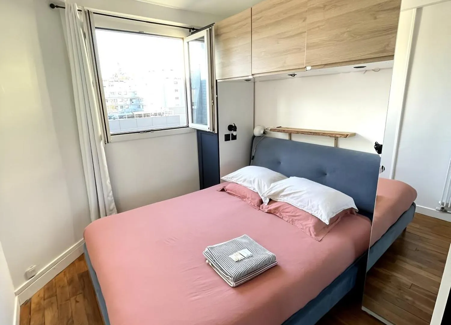 Superbe Loft Avec Vue Incroyable Sur Montmartre Apartment Paris