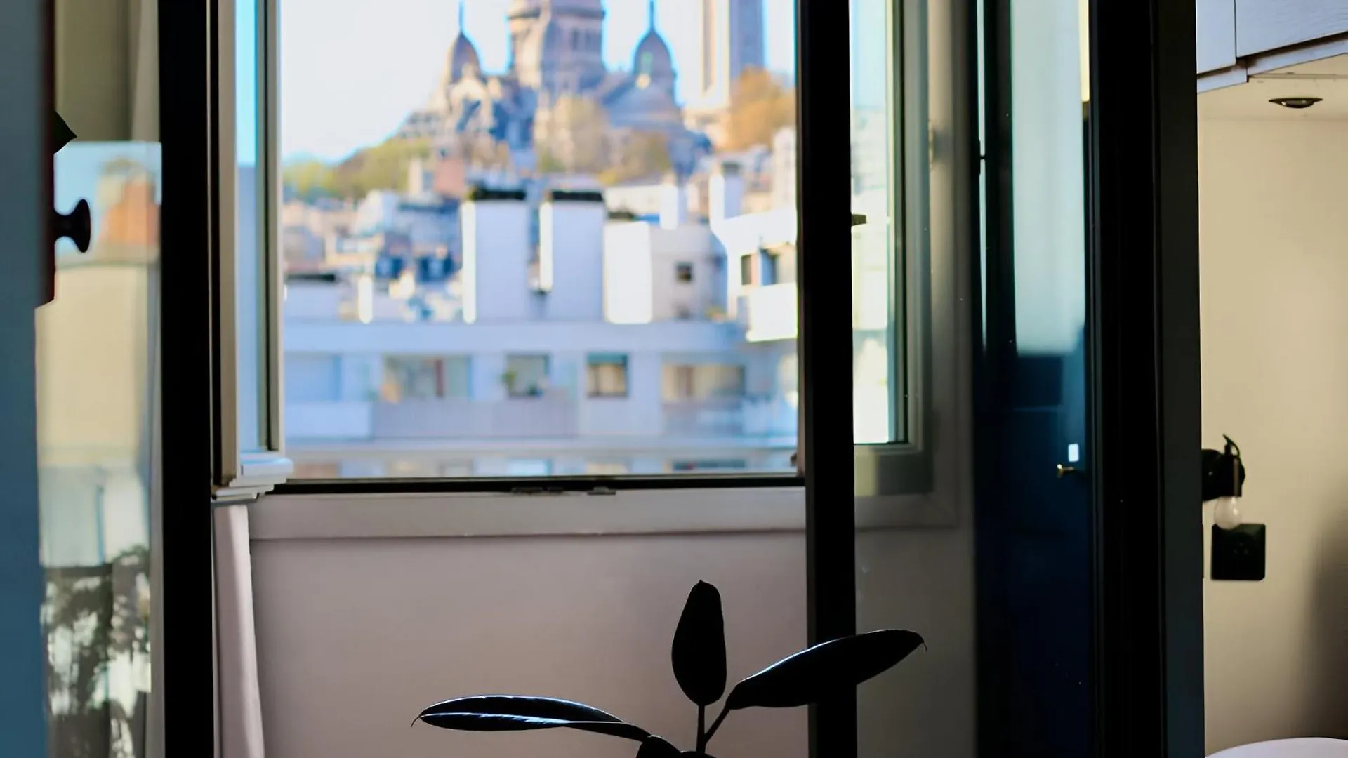 Superbe Loft Avec Vue Incroyable Sur Montmartre location